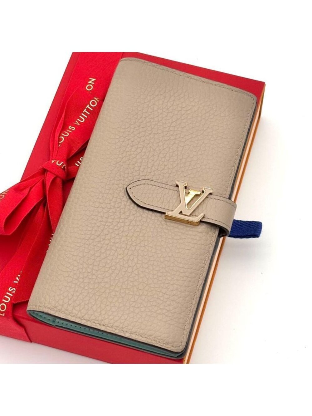 Louis Vuitton Wallet LV Vertical Taurillon Beige